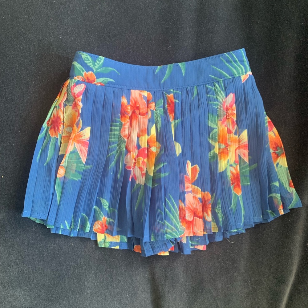 Abercrombie kids shorts